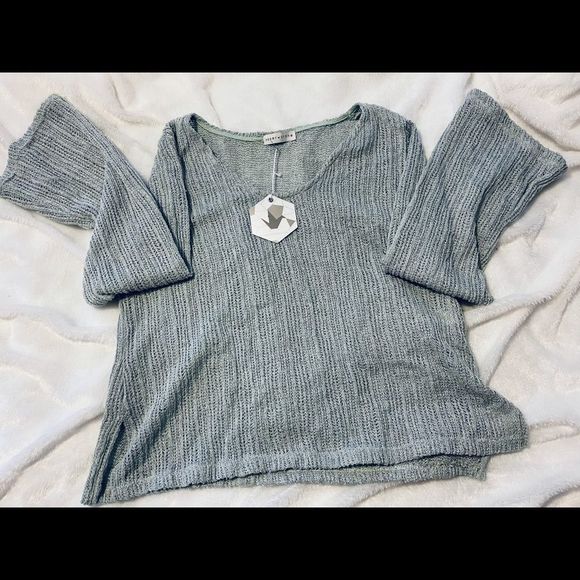 NWT Paper Crane Cozy Knit Pullover. Size Small. - Picture 2 of 7
